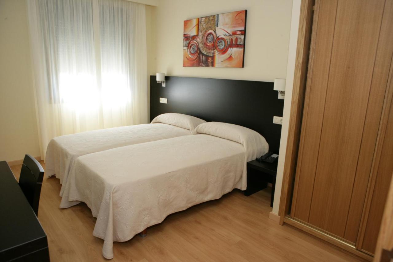 Hotel Bruma II A Gudina Ngoại thất bức ảnh